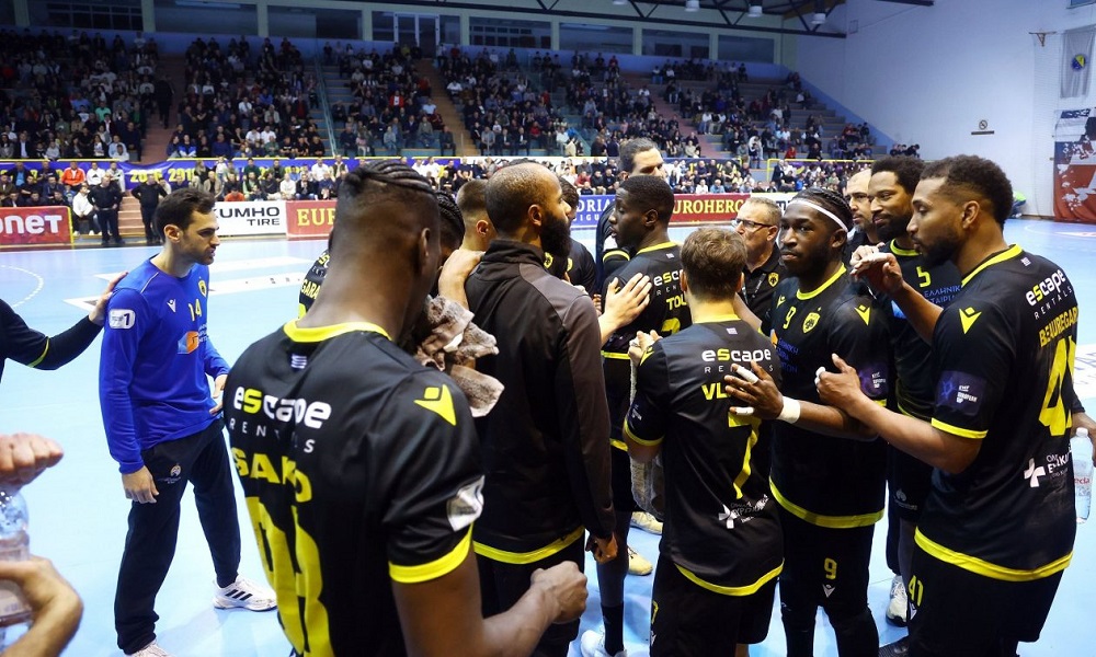 ΑΕΚ – Ολυμπιακός 36-30: Η Ένωση «μείωσε» σε 2-1 τη σειρά των τελικών της Handball Premier