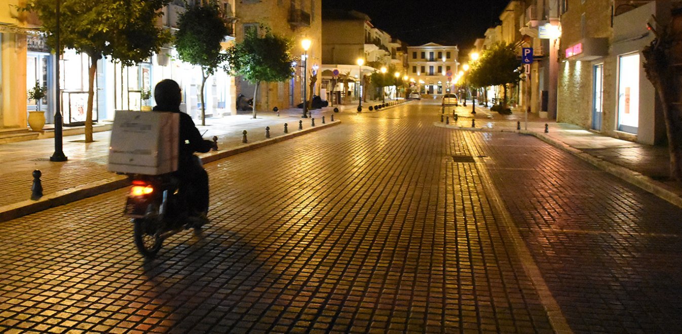 Τσεκούρι αντί για φιλοδώρημα – Παρ’ ολίγον σφαγή διανομέα από αλλοδαπό