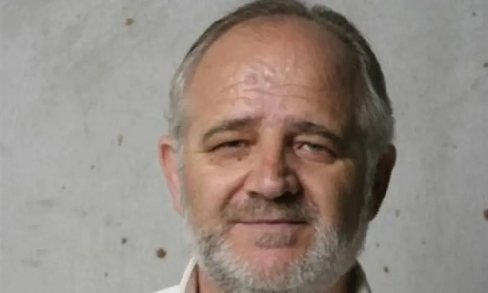 «Πέθανε» ο γνωστός ηθοποιός, Δημήτρης Κολοβός
