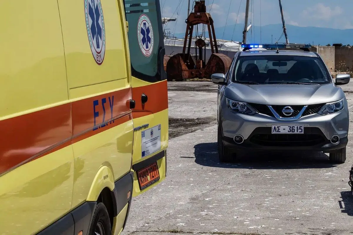 Σαντορίνη: Τραυματισμός 66χρονης Αμερικανίδας σε Τουριστικό Σκάφος – Διακομίστηκε στο Νοσοκομείο Θήρας