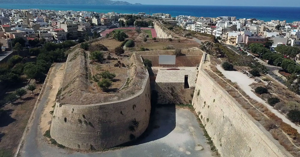 ΤΡΑΓΙΚΟΣ ΘΑΝΑΤΟΣ 42ΧΡΟΝΗΣ ΓΥΝΑΙΚΑΣ – Βουτιά θανάτου στην Κρήτη!