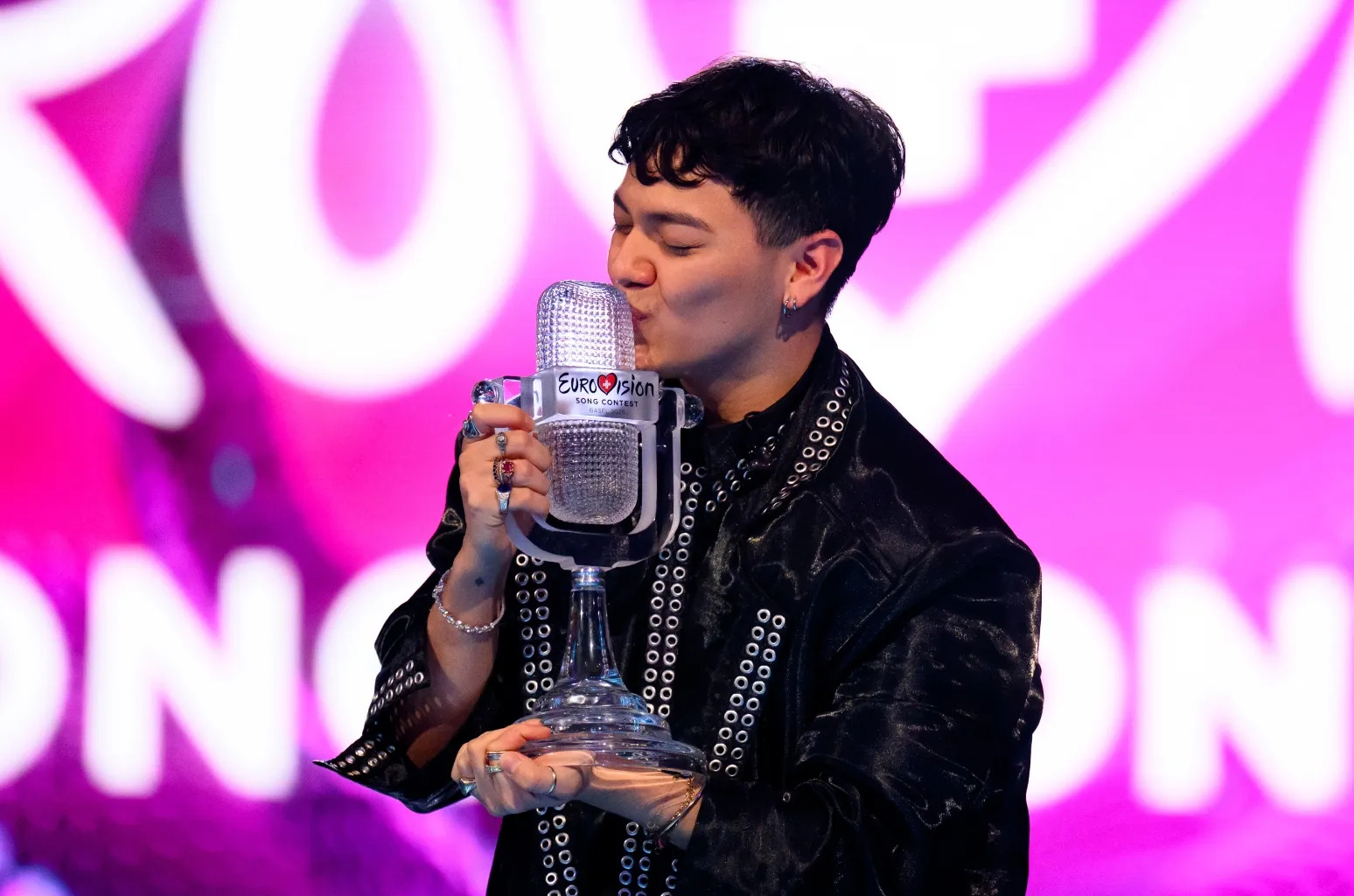 Ο νικητής της Eurovision JJ ζητά τον αποκλεισμό του Ισραήλ από τον διαγωνισμό της επόμενης χρονιάς