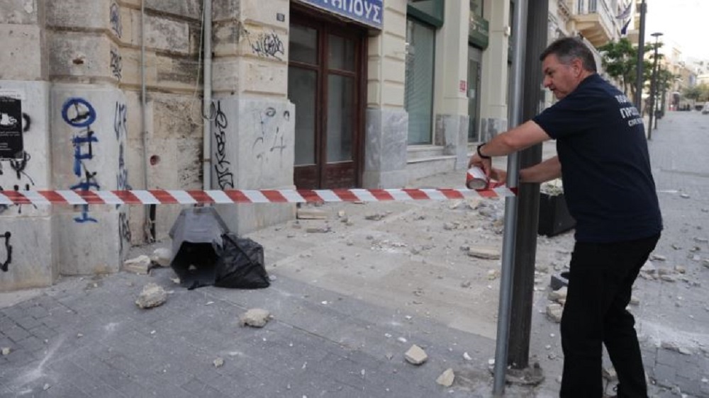 Η «ΣΥΓΚΛΟΝΙΣΤΙΚΗ» στιγμή που ο Εγκέλαδος «ΧΤΥΠΑ» την Κρήτη (ΒΙΝΤΕΟ)