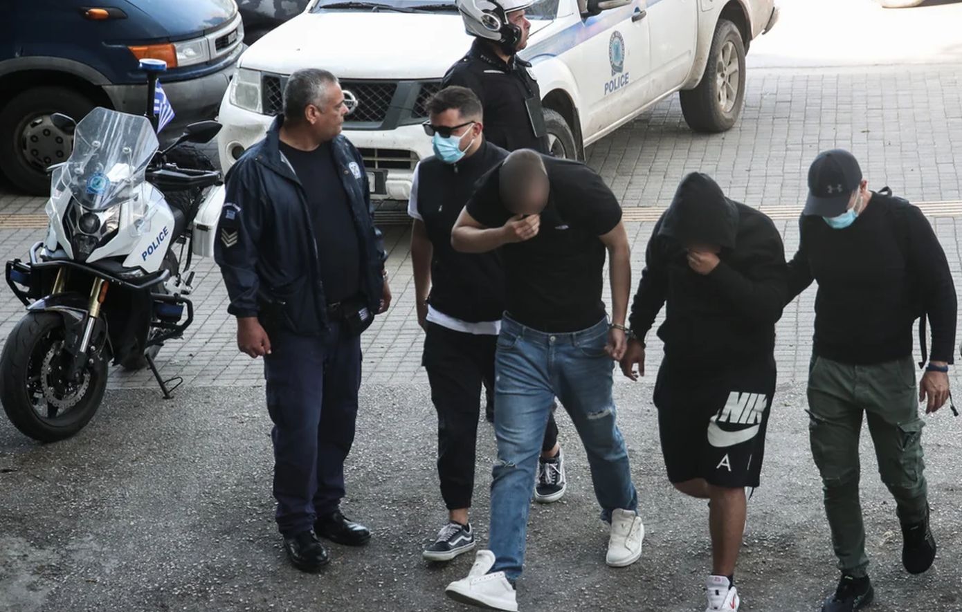 Θεσσαλονίκη: Ελεύθερα τα 14 μέλη εγκληματικής ακροδεξιάς οργάνωσης