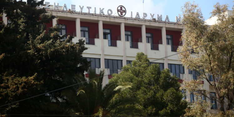 «ΕΞΟΔΟΣ ΚΙΝΔΥΝΟΥ» για τους στρατιωτικούς γιατρούς – Το Κολλέγιο Αθηνών αναλαμβάνει υπηρεσία
