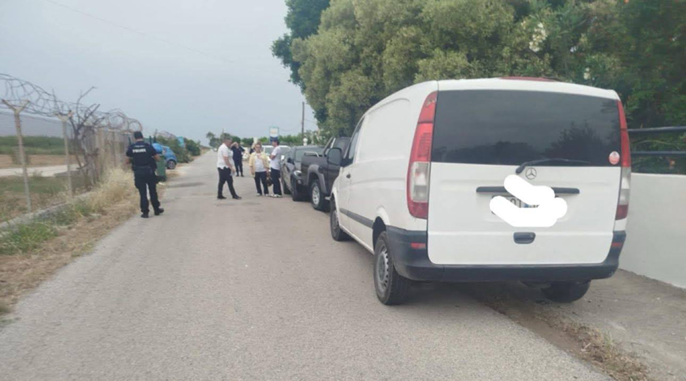 «ΤΡΟΧΑΙΟ ΔΥΣΤΥΧΗΜΑ» στη Ρόδο – ΙΧ «έπεσε» πάνω σε «παρκαρισμένα» – Νεκρός ο οδηγός του «μοιραίου» οχήματος