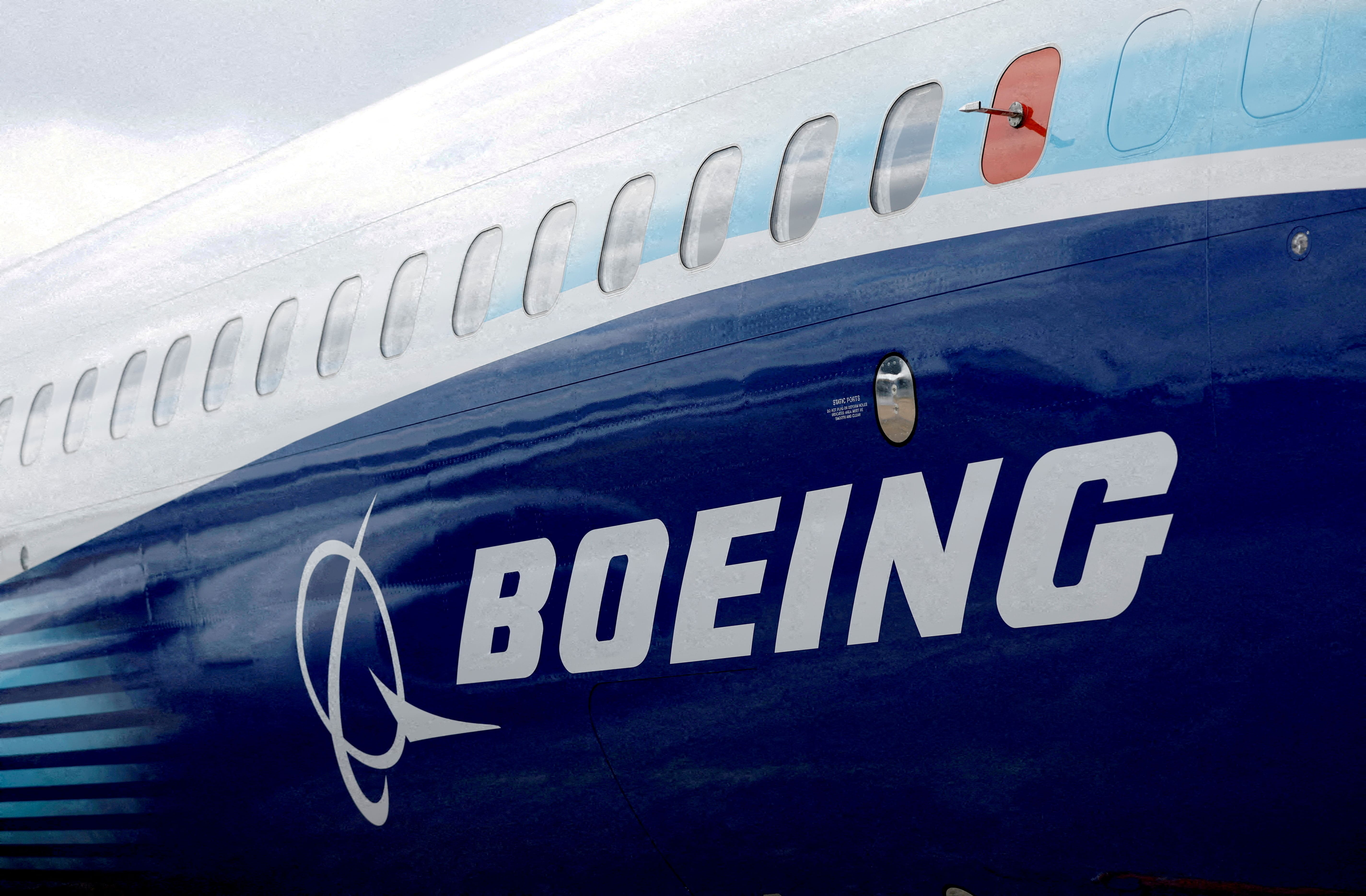 Η Κίνα αίρει την απαγόρευση παραδόσεων της Boeing