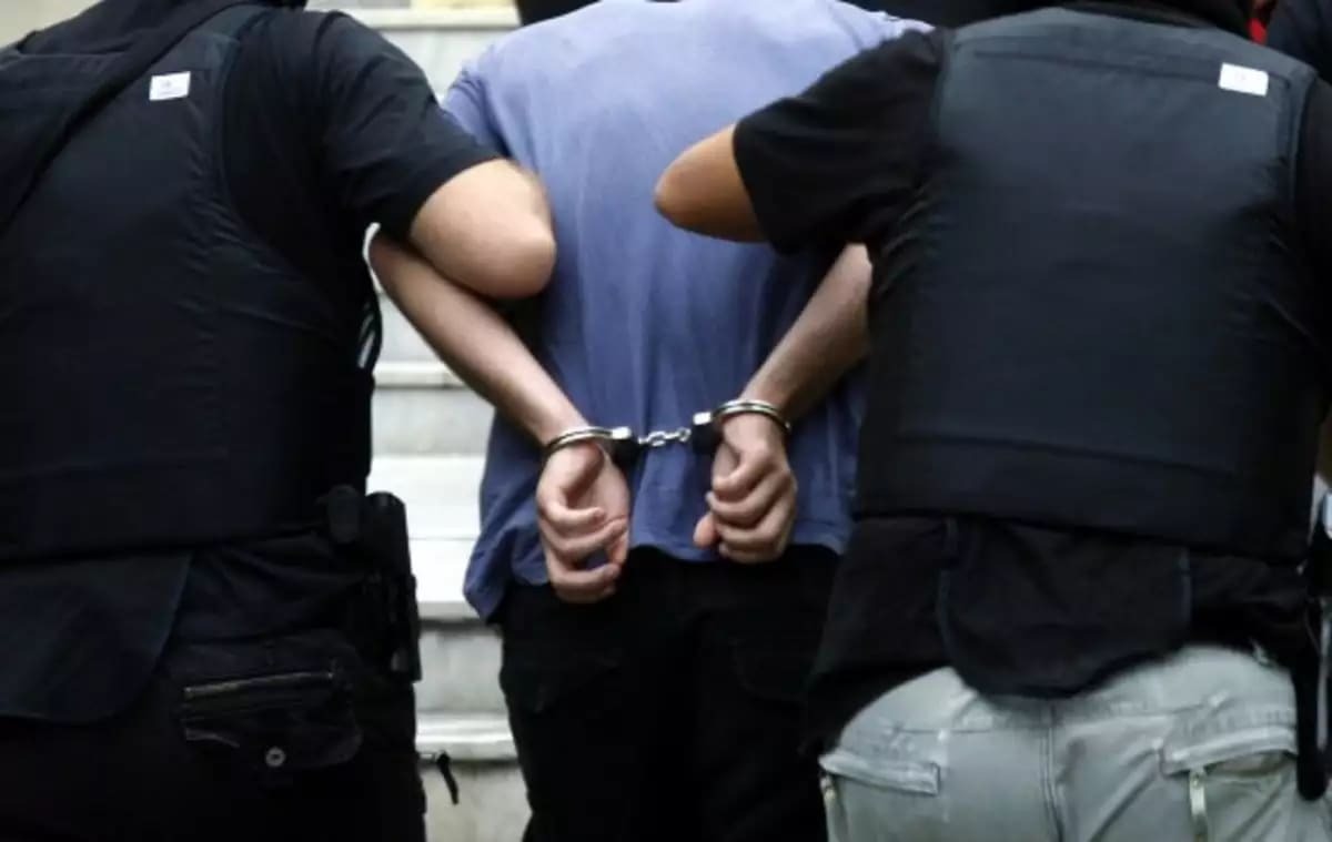 Συνελήφθη ο «ΚΛΕΦΤΗΣ των ΧΡΗΜΑΤΟΚΙΒΩΤΙΩΝ» – Πέντε «καταδικαστικές» αποφάσεις «εκκρεμούσαν» σε βάρος του