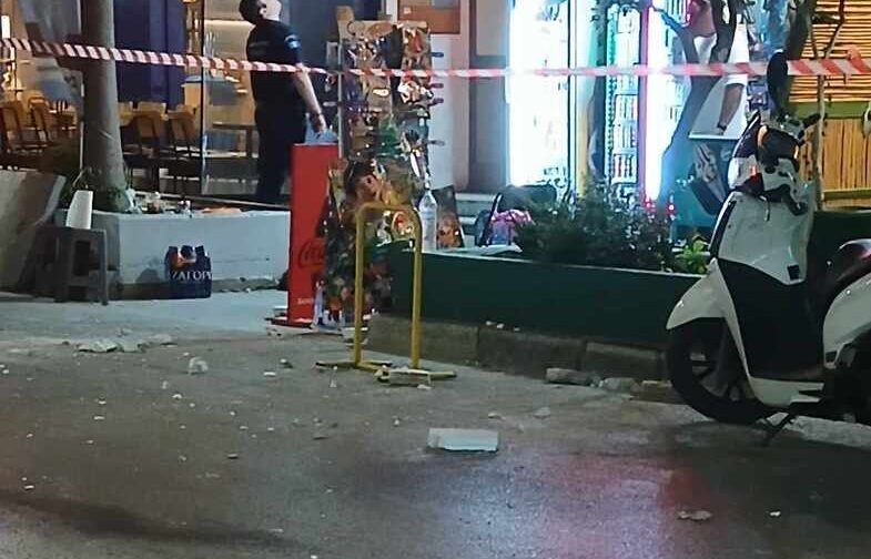 Πέθανε ο άνδρας που καταπλακώθηκε από μάρμαρα μπαλκονιού στο κέντρο της Πάτρας