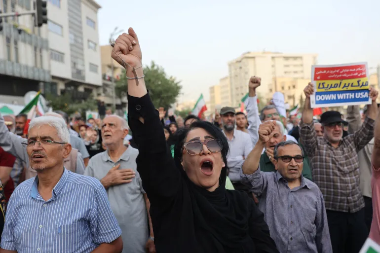 Ιράν: Διαδηλώσεις, νεκροί και απειλές εκτελέσεων σε μια σύγκρουση που έχει βαθιές ιστορικές ρίζες (BINTEO)