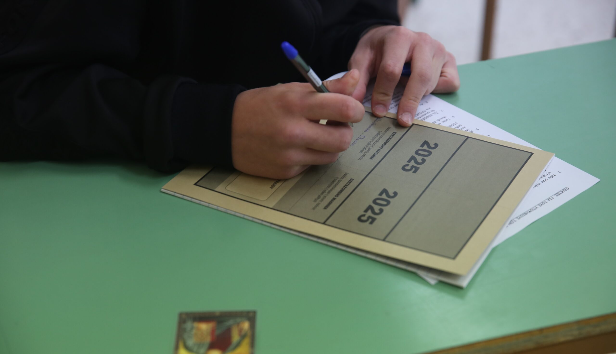 Πανελλαδικές εξετάσεις 2025: Αρχαία Ελληνικά, Μαθηματικά και Βιολογία για τους υποψηφίους των ΓΕΛ