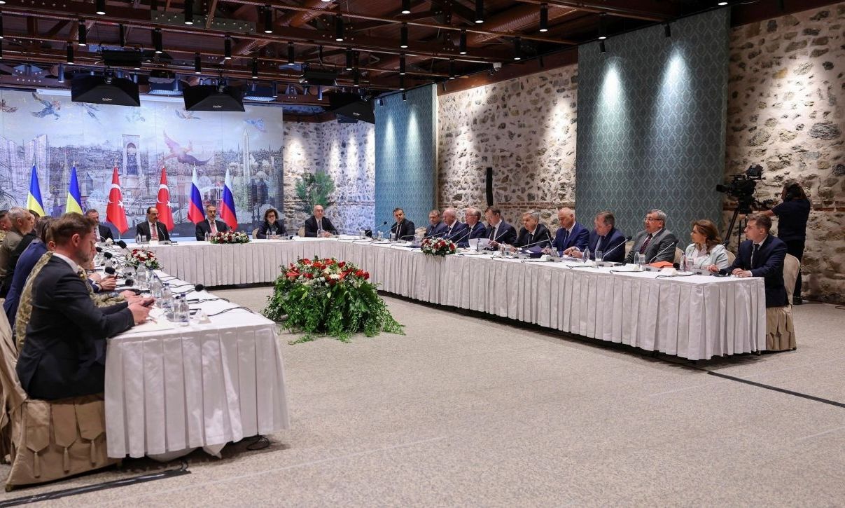 Ξεκίνησαν οι «συνομιλίες» Ρωσίας – Ουκρανίας στην Κωνσταντινούπολη