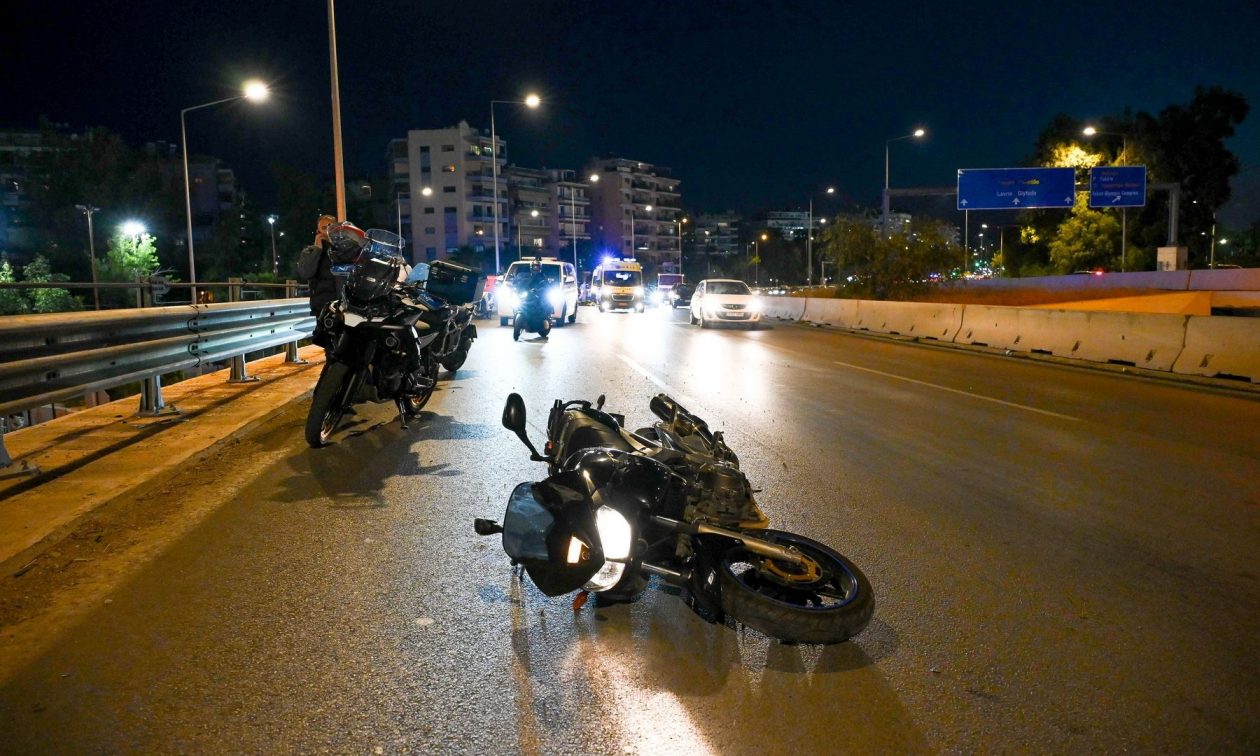 Φονική πτώση χωρίς κράνος – Διπλή τραγωδία στην Ποσειδώνος