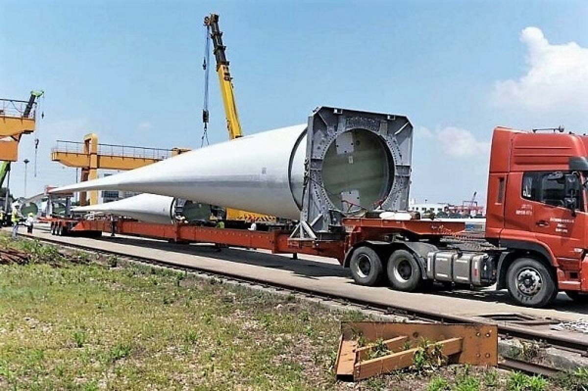 «Προσωρινές» ΚΥΚΛΟΦΟΡΙΑΚΕΣ ΡΥΘΜΙΣΕΙΣ στην Εγνατία Οδό στην Ημαθία για να «περάσουν» τμήματα ΑΝΕΜΟΓΕΝΝΗΤΡΙΑΣ