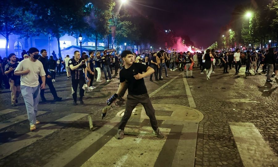 Γαλλία: Δύο νεκροί στους πανηγυρισμούς για την Παρί Σεν Ζερμέν!