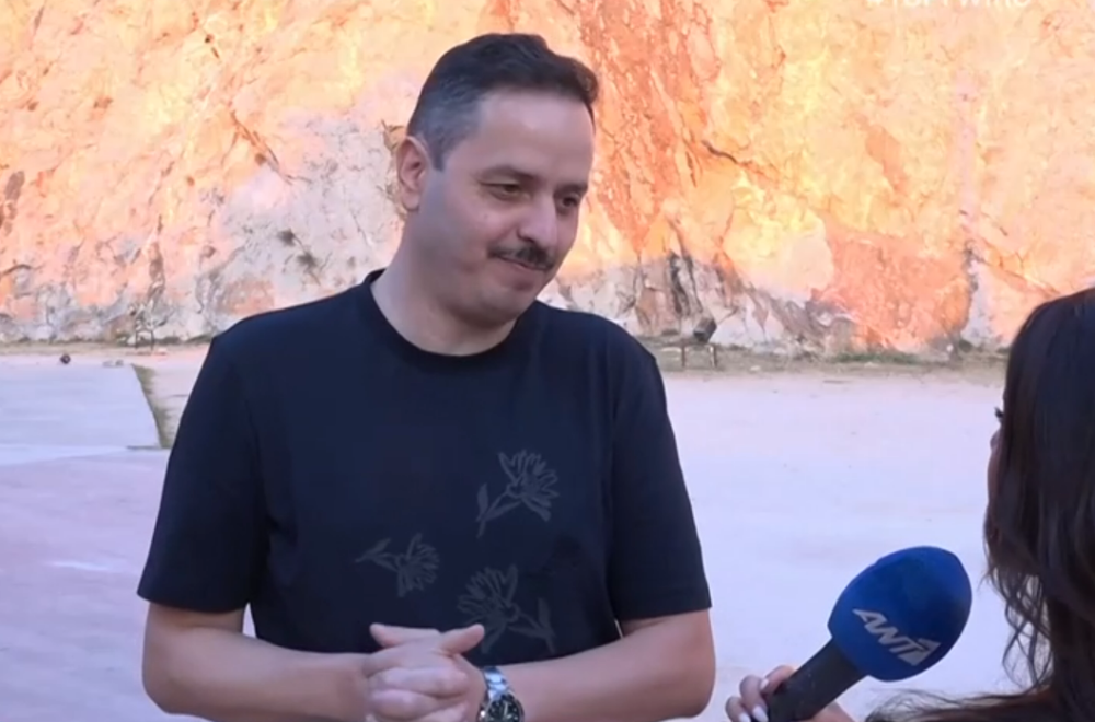 Αλέξανδρος Τσουβέλας: «Έχασα δικούς μου λίγο πριν βγω στη σκηνή»