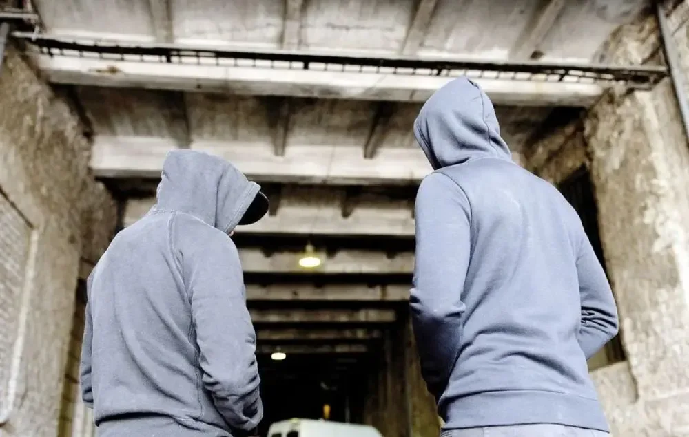 «ΣΟΚ» Δεν πρόλαβε να αντιδράσει – Μαχαιριά σε υπάλληλο που πήγε να προστατεύσει!