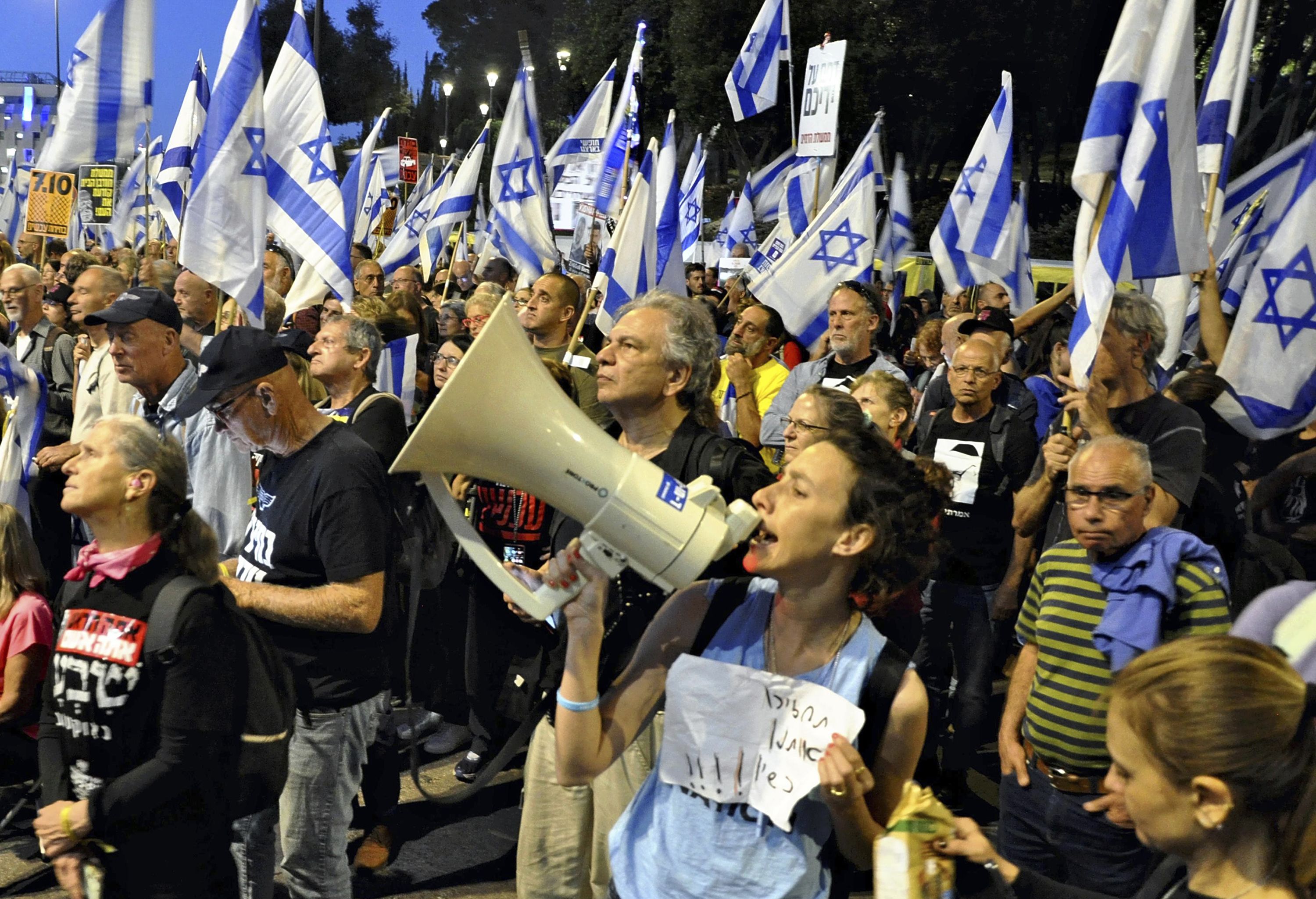 «Χιλιάδες» στους δρόμους του Ισραήλ για την «επιστροφή των ομήρων»
