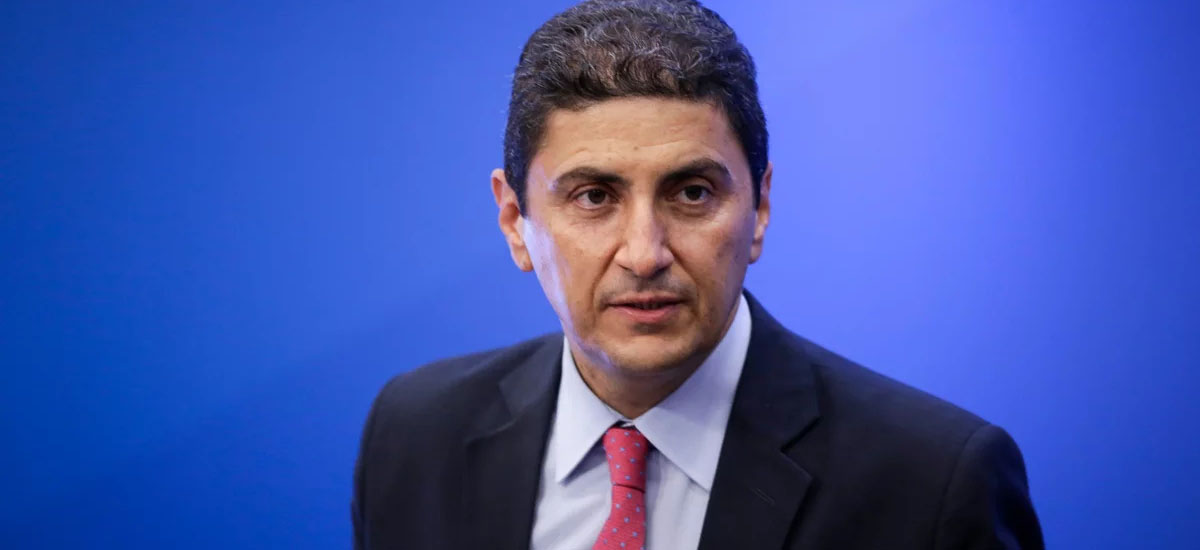 Πράσινος «μάγος» ο Αυγενάκης – Έκανε την Κρήτη… Γαλλία!