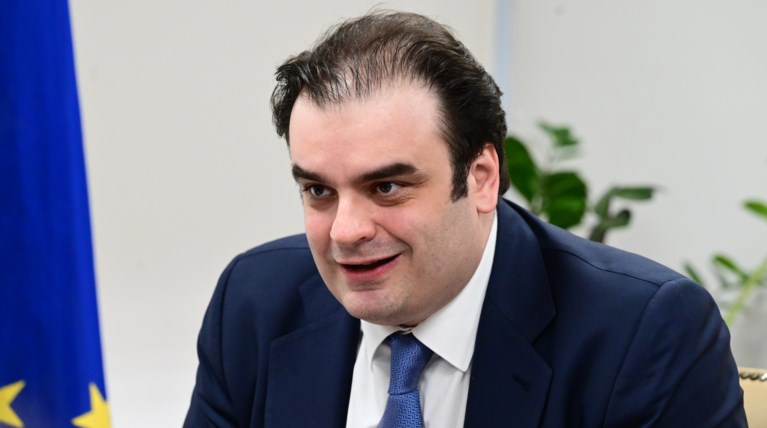 Προγραμματίζοντας τη φτώχεια… με ψηφιακό στραγγαλισμό