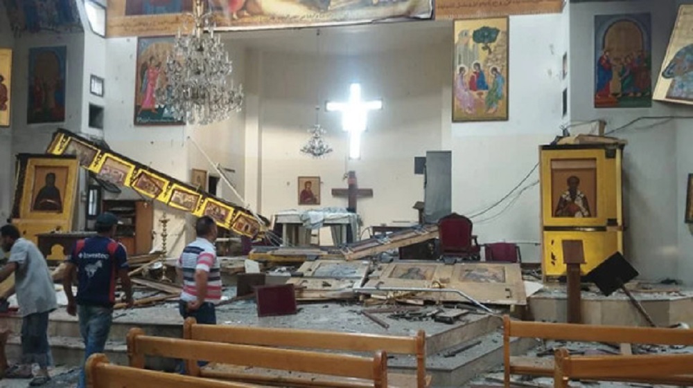 ΣΚΗΝΕΣ ΣΟΚ – ΤΡΟΜΟΚΡΑΤΙΚΗ ΕΠΙΘΕΣΗ ΣΕ ΟΡΘΟΔΟΞΗ ΕΚΚΛΗΣΙΑ (ΒΙΝΤΕΟ)