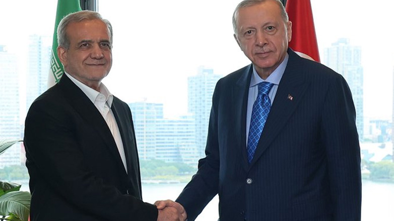 Ερντογάν: «Η Τουρκία είναι έτοιμη να μεσολαβήσει για τον τερματισμό της σύγκρουσης Ιράν – Ισραήλ»