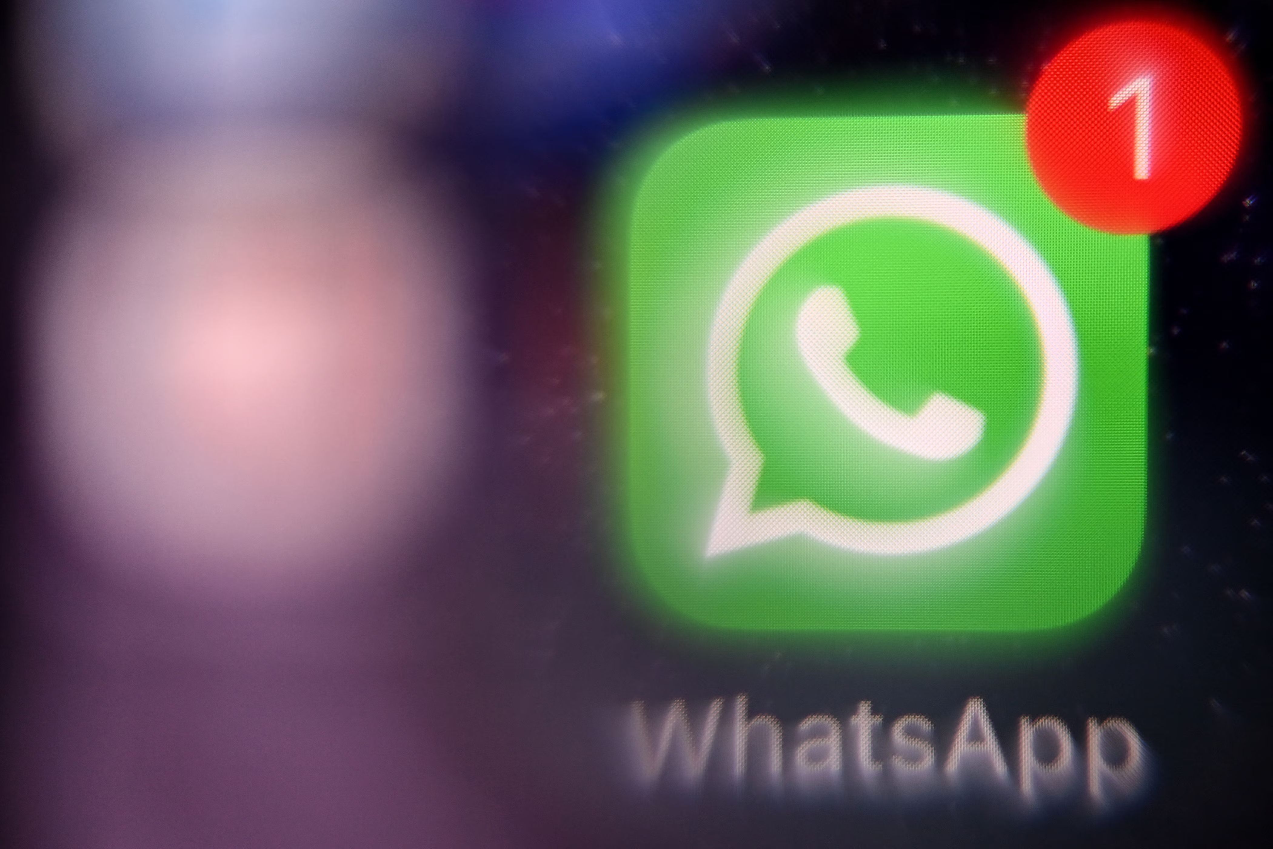 Η αμερικανική Βουλή «απαγορεύει» το WhatsApp στις κυβερνητικές συσκευές