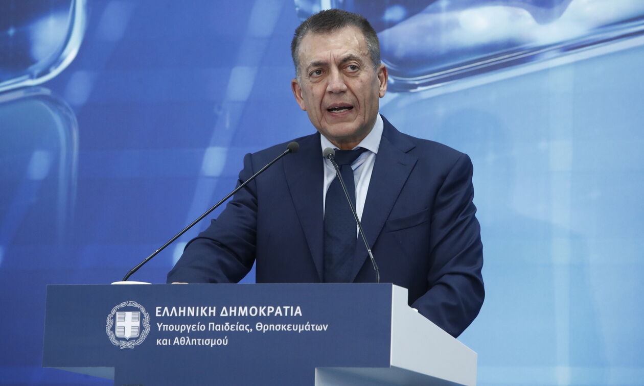 Βρούτσης: «Δεν είναι απαραίτητη η ταυτόχρονη παρουσία των ιδιοκτητών των ΚΑΕ»