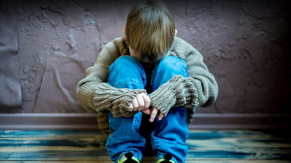 «ΣΟΚ» – ΠΕΝΤΑΧΡΟΝΑ «έδειραν» συμμαθητή τους σε νηπιαγωγείο – Τι του «ΖΗΤΗΣΑΝ» να κάνει