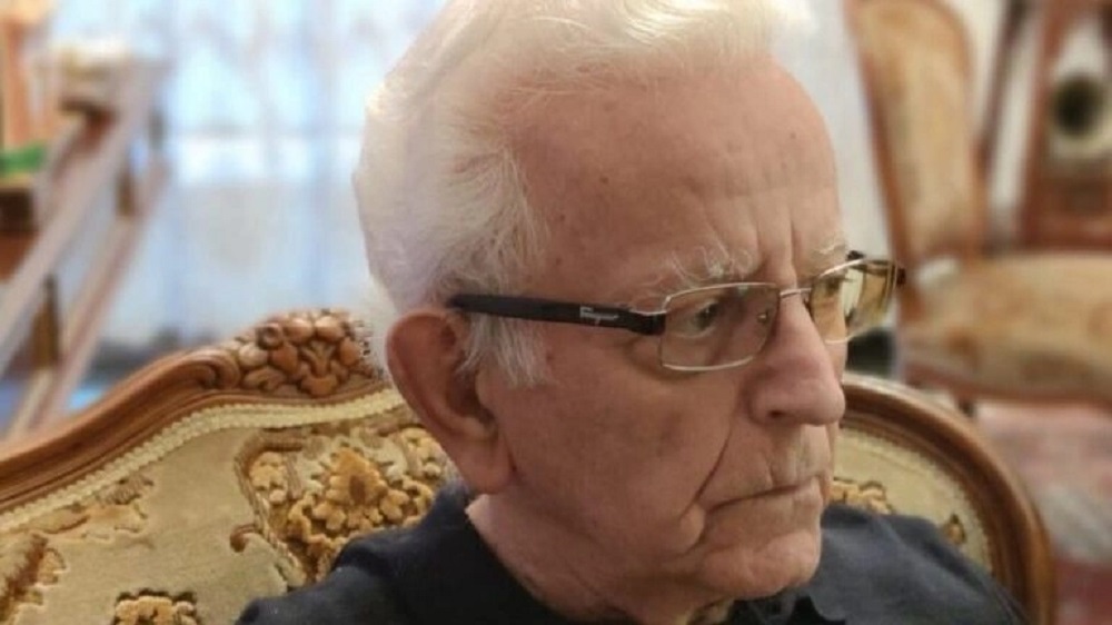 «Απεβίωσε» ο δημοσιογράφος και λογοτέχνης, Γιάννης Κορίδης
