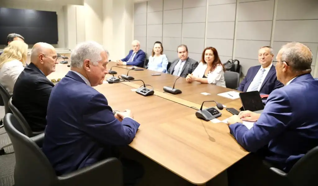 Το ψευδοκράτος είχε συνομιλητή – Και ήταν από το ΠΑΣΟΚ!
