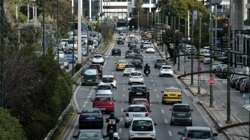 «Πτώση μπετόν» στη Κηφισίας
