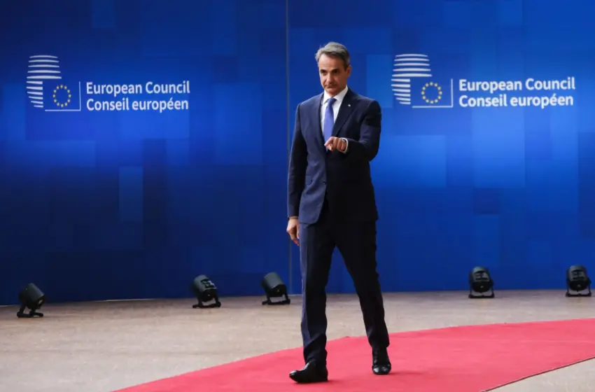 Τρέχει πίσω από τις εξελίξεις ο Μητσοτάκης – Θυμήθηκε την Ε.Ε. για το τουρκολιβυκό