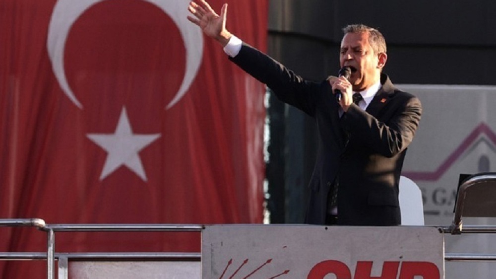 Τουρκία: Νέα «έρευνα» σε βάρος του ηγέτη της αντιπολίτευσης, Οζγκιούρ Οζέλ