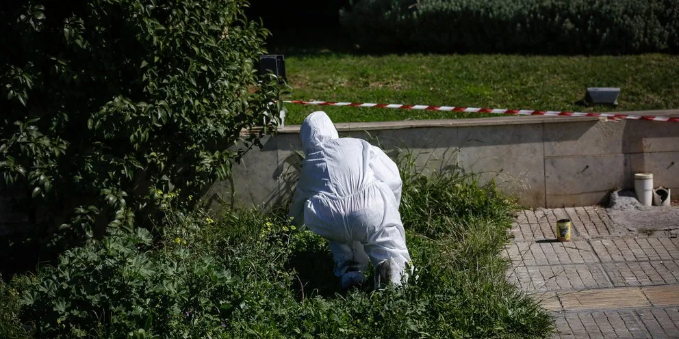 «Σακούλα-βόμβα» στην Πανεπιστημιούπολη – Τα πιθανά σενάρια της ΕΛΑΣ (ΦΩΤΟ)