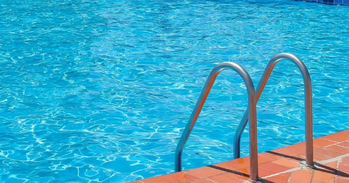 «ΠΑΡΑΛΙΓΟ ΤΡΑΓΩΔΙΑ» σε πισίνα – Κινδύνευσε να πνιγεί 5χρονο – ΤΙ ΣΥΝΕΒΗ