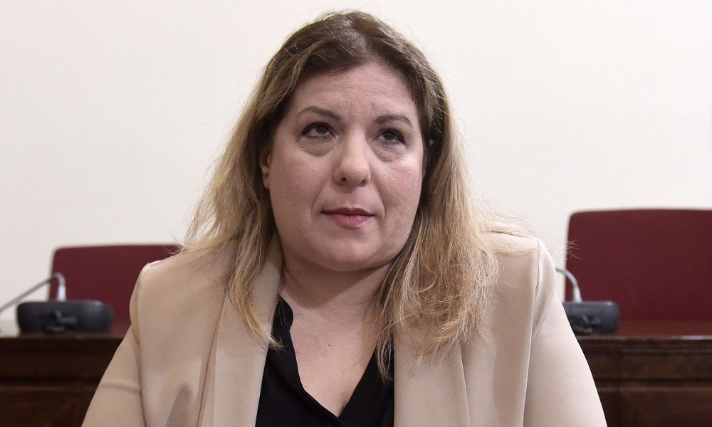 ΝΔ: «Παραιτήθηκε» η Συρεγγέλα από γραμματέας