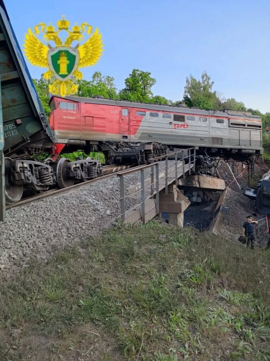 Ρωσία: Κατάρρευση γεφυρών και εκτροχιασμοί τρένων – Κατηγορίες για σαμποτάζ