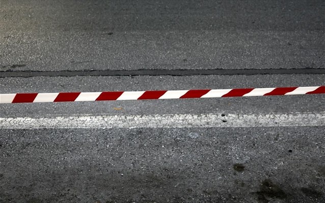 Απίστευτο τροχαίο στον Πύργο – ΙΧ κατέληξε τούμπα σε αυλή μονοκατοικίας [ΦΩΤΟ]
