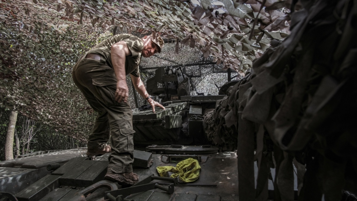 Η Ρωσία λέει ότι χτύπησε διυλιστήριο πετρελαίου που «προμηθεύει τον ουκρανικό στρατό με καύσιμα»