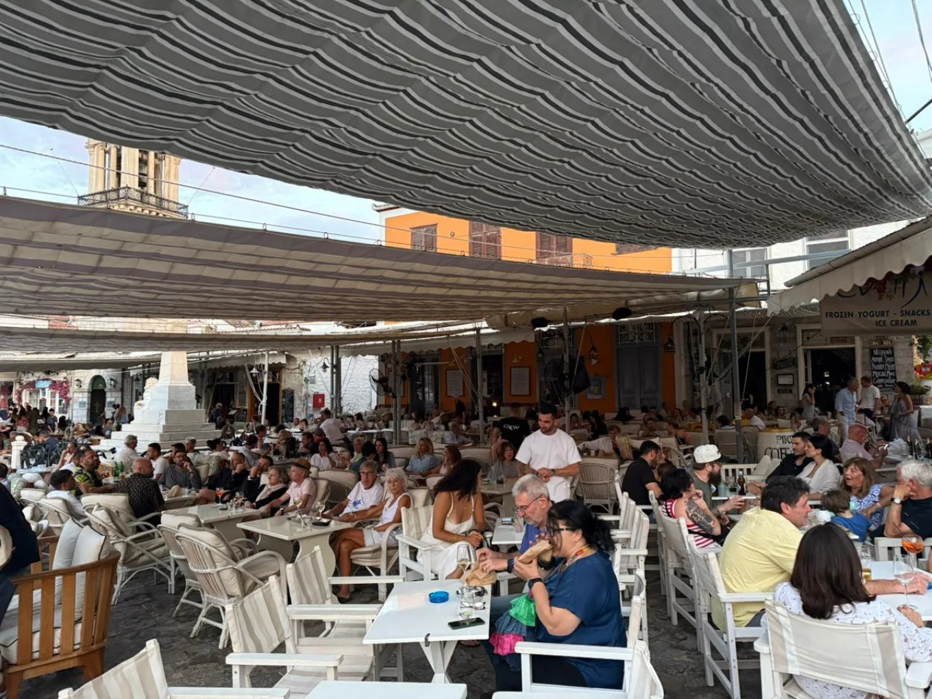 Kαταιγίδα «χτύπησε» την Ύδρα – Μπλακ άουτ και εκτεταμένες ζημιές