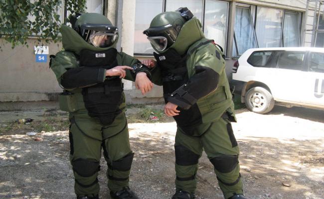 «Ύποπτο Δέμα» στο Κολωνάκι – Σπεύδει το Τμήμα Εξουδετέρωσης Εκρηκτικών Μηχανισμών