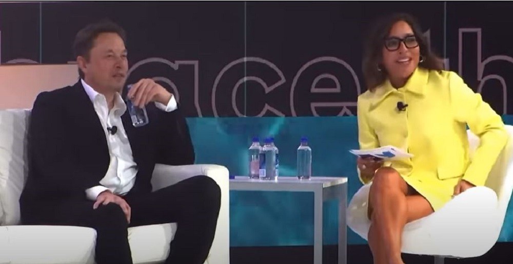 Λίντα Γιακαρίνο: Πώς η CEO του “X” οδηγήθηκε σε παραίτηση – Ο ρόλος του Έλον Μασκ
