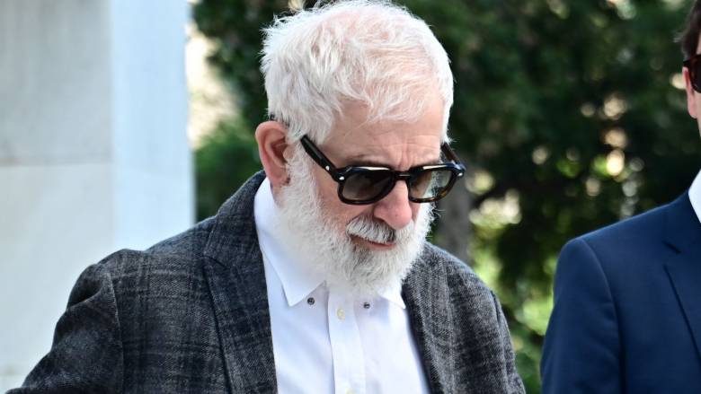 «Ένοχος» ο Πέτρος Φιλιππίδης για «δύο απόπειρες βιασμού»