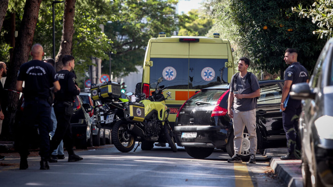 Δολοφονία στην Αγία Παρασκευή: Συνεχίζονται οι έρευνες «στο περιβάλλον» του θύματος