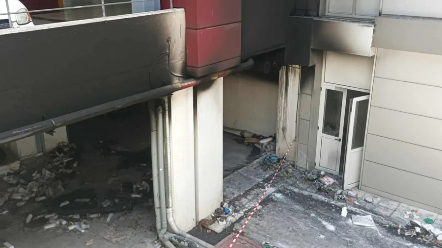 Νοσοκομεία-ωρολογιακές βόμβες – Το «Άγιος Ανδρέας» ένα 24ωρο μετά την καταστροφή! [ΦΩΤΟ]