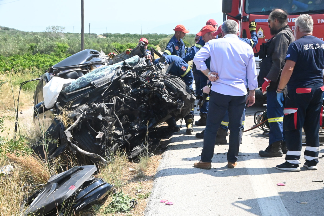 «ΑΙΜΑ» ΣΤΗΝ ΑΣΦΑΛΤΟ – ΤΡΕΙΣ ΝΕΚΡΟΙ ΣΕ «ΜΕΤΩΠΙΚΗ» ΣΥΓΚΡΟΥΣΗ (ΦΩΤΟ)