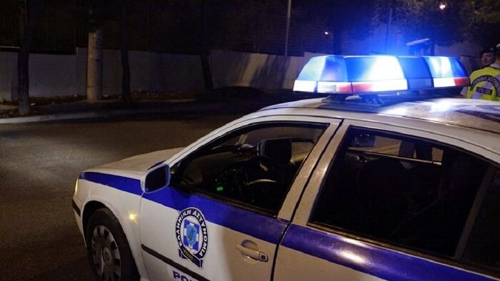 Μαχαίρωμα 14χρονου: Ο δράστης εμφανίστηκε στο τμήμα με τον δικηγόρο του