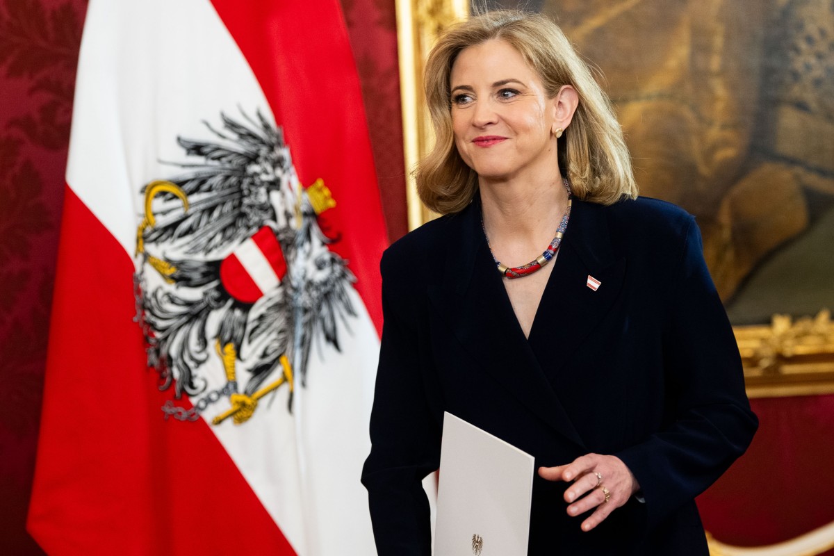 Υπουργός Εξωτερικών Αυστρίας: «Ανοικτό το ενδεχόμενο να ενταχθούμε στο ΝΑΤΟ»
