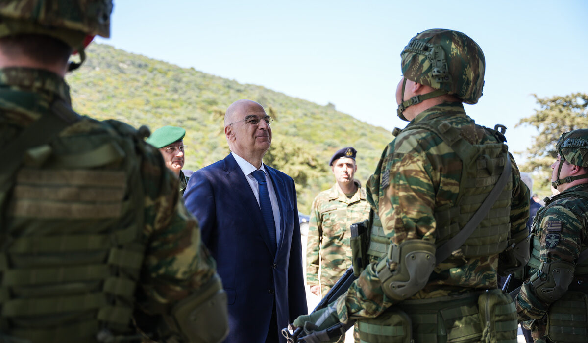 Ο Δένδιας… «ΣΤΡΑΤΗΓΟΣ ΤΗΣ ΔΙΑΛΥΣΗΣ» – Σβήνει «Αεροπορία» και «Ναυτικό» από τον χάρτη της θητείας!